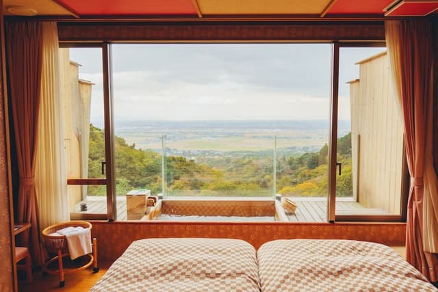 Japanese Western Room with Outside Bath (10 Tatami Mats)
