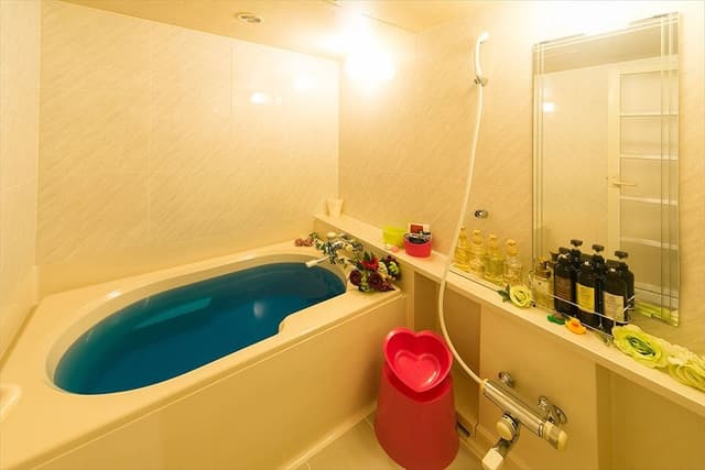 Economy Double Room, 1 King Bed