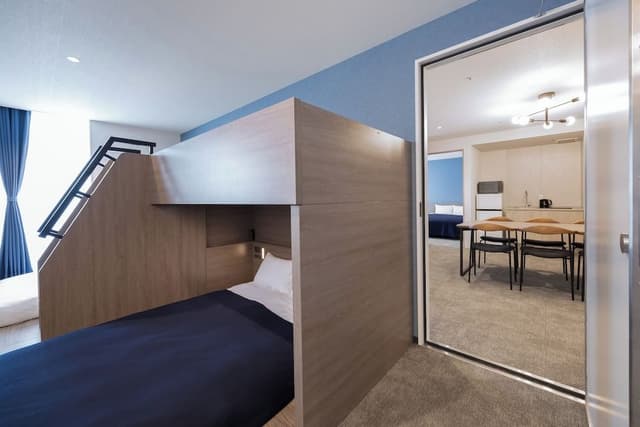 Premium Suite