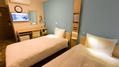 Twin Room - Non-Smoking
