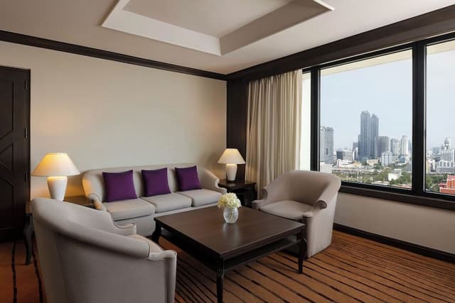 Executive Suite, 1 King Bed (Business Lounge Access)