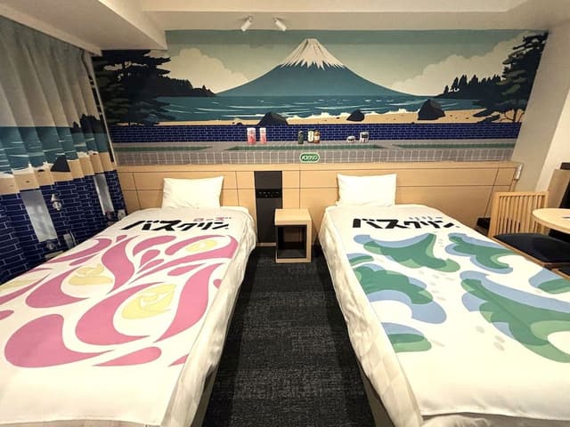 Superior Twin Room, Non Smoking (Bathclin Room)