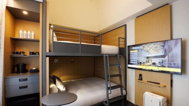 Family Quadruple Room (with Queen Size Bunk Bed)