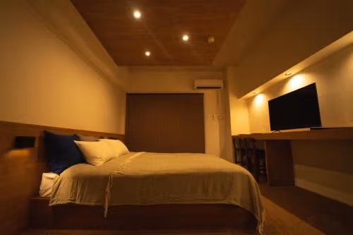 Queen Room