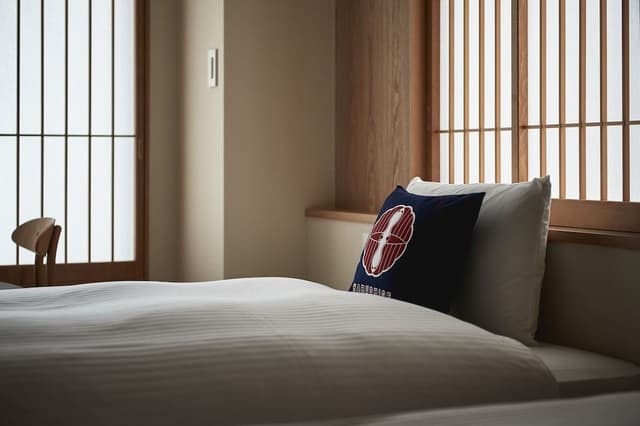 Superior Twin Room, Non Smoking (No TV/Bathtub)
