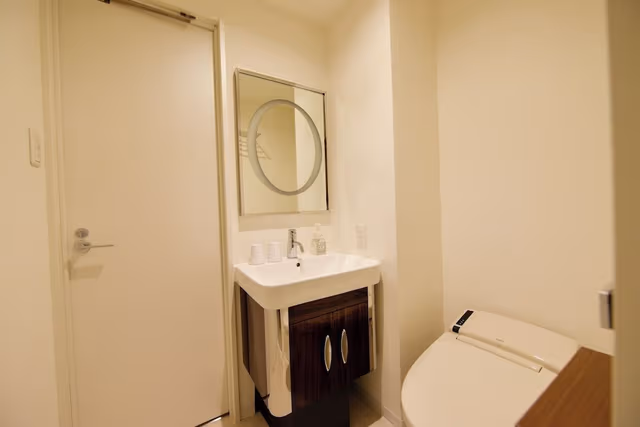 Twin Room, Non Smoking