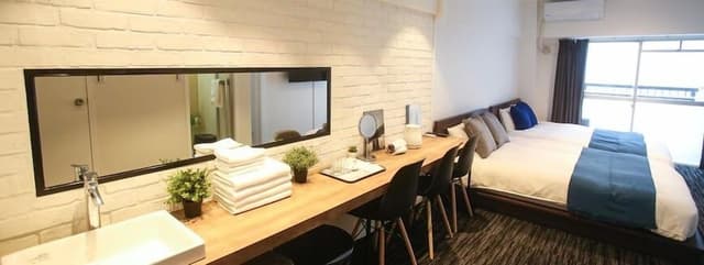 Twin Double Room (Bath/Toilet Separated)
