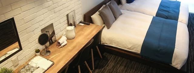 Twin Double Room (Bath/Toilet Separated)