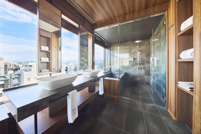 Twin Room, Non Smoking, Balcony (Sky Floor)