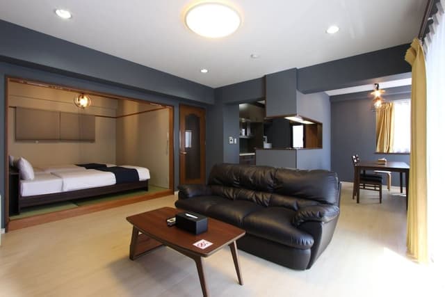Deluxe Apartment