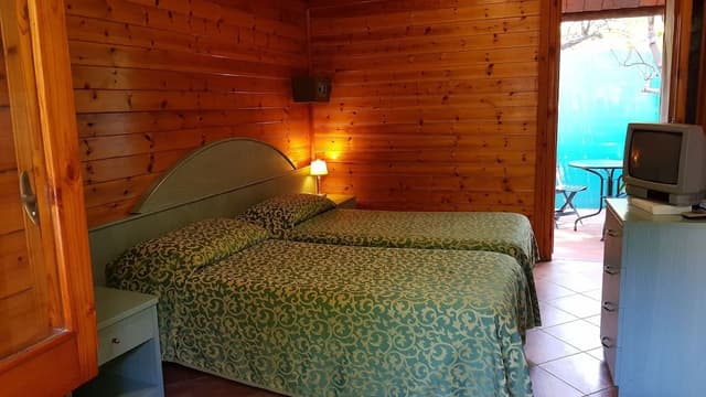 Economy Bungalow (2 pax)