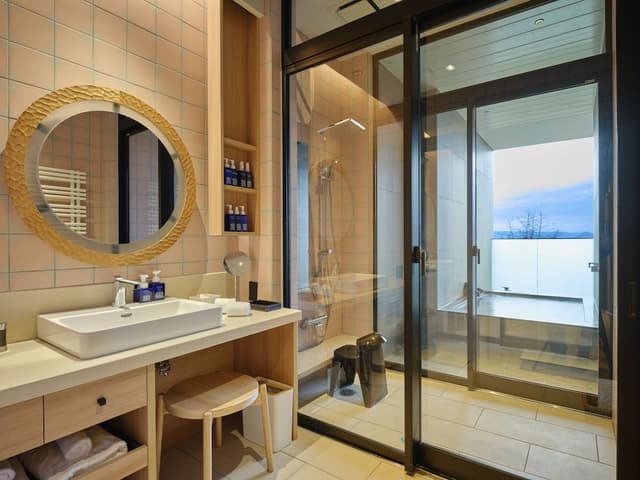 Family Room with Onsen Open-Air Bath (Lake View) East Wing, Non-Smoking