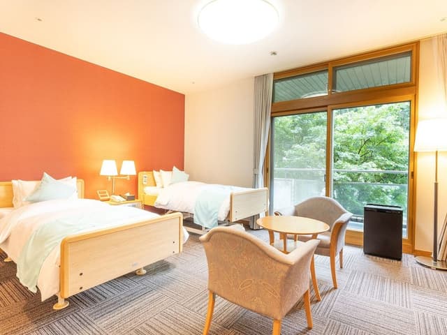 Universal Twin Bed Room