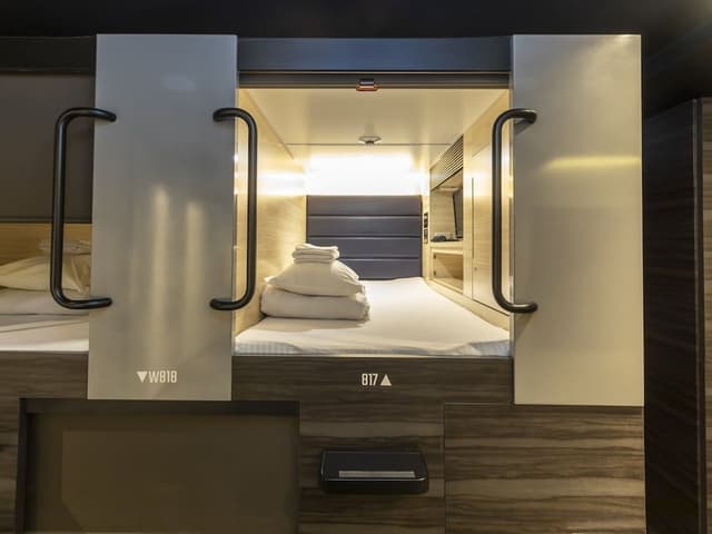 Standard Capsule Room - Male Only, Non Smoking
