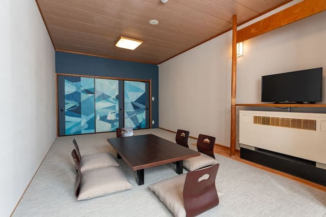 Japanese Standard D (14 Tatami)(lower floor)Non-smoking