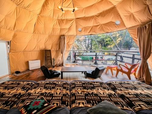 นากาโน แกลมปิ้ง เบส เอนแคมป์ (Nagano Glamping Base Encamp)2