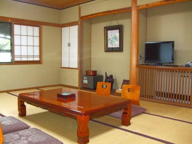 Japanese Style Room with 8 Tatami