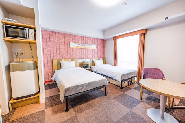 Superior Twin Room, Non Smoking (with Washing Machine & Microwave)