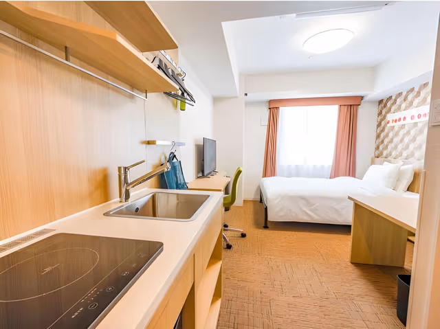 Double Room, Non Smoking, Kitchen (with Washing Machine and Microwave)