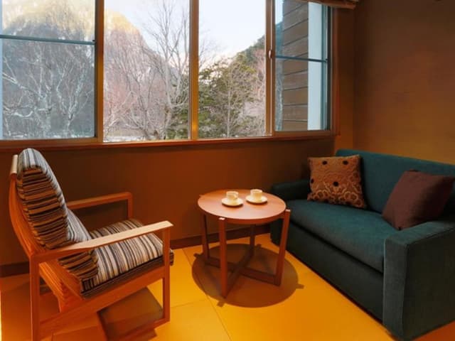 Mount Hotaka View Twin Room