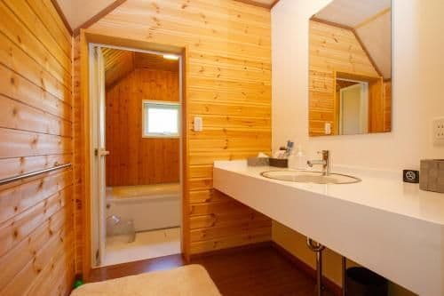 Superior Twin Room without Bathtub