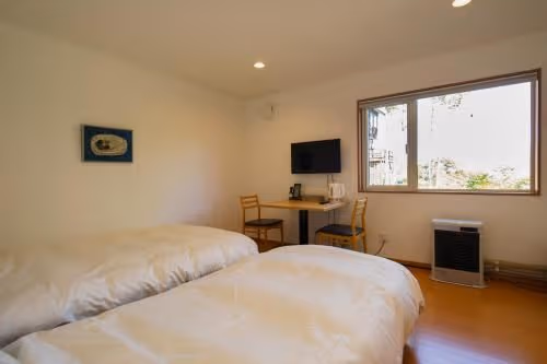 Comfort Twin Room - Non-Smoking
