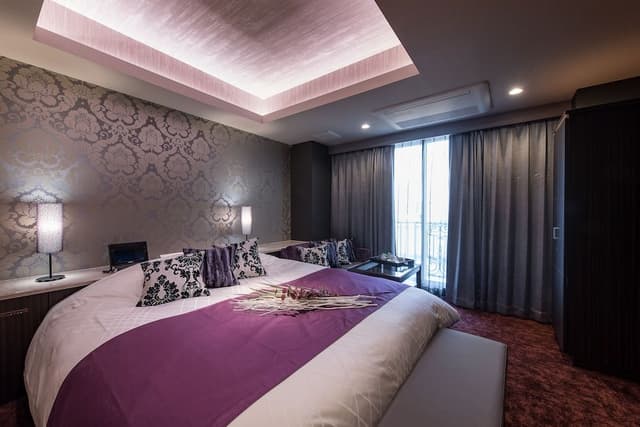Standard Double Room, Smoking