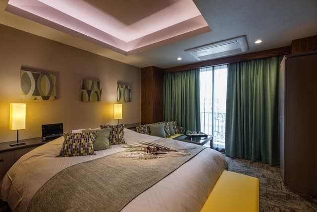 Standard Double Room, Smoking