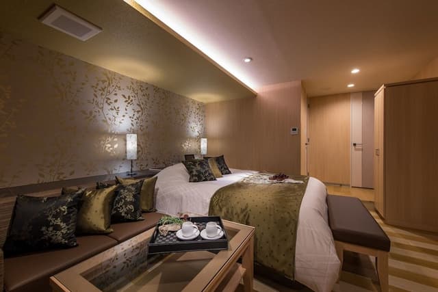 Deluxe Double Room, Smoking