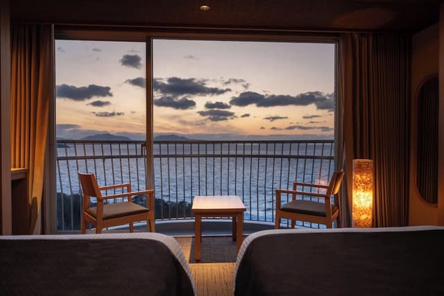 Twin Room(Ocean View)(With toilet)(Non-smoking)