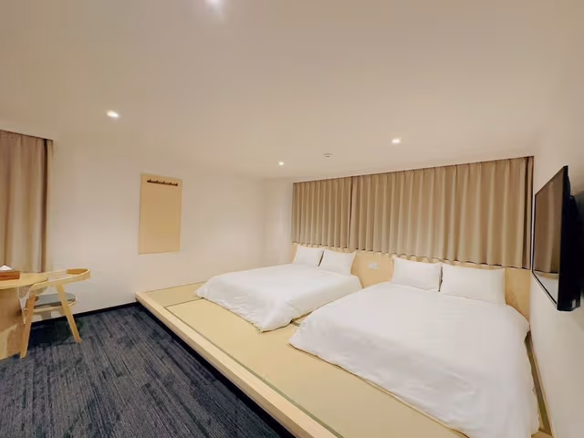 Family Twin Room
