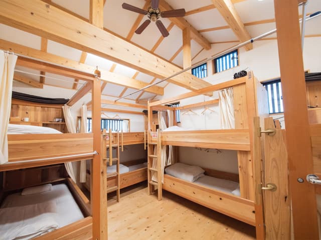 Dormitory Room - Mixed