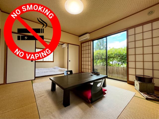 Twin Room with Private External Bathroom