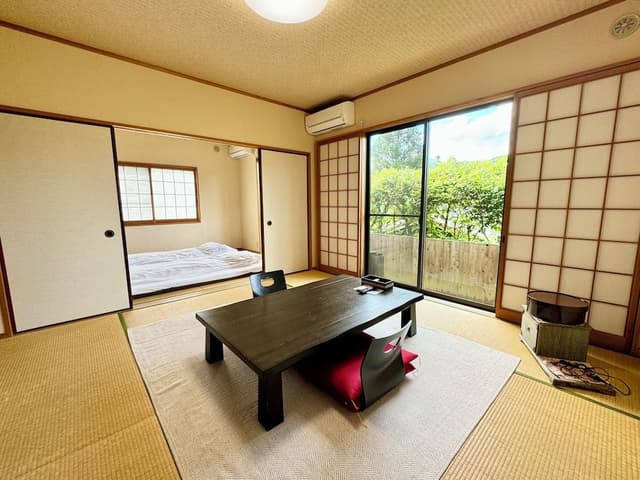 Basic Twin Room, Garden View