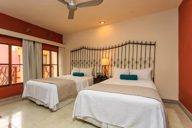 Standard Twin Room