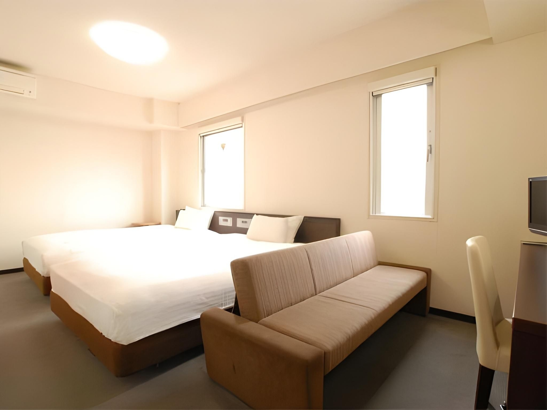 เอบี โฮเตล โอคาซากิ (Ab Hotel Okazaki)1