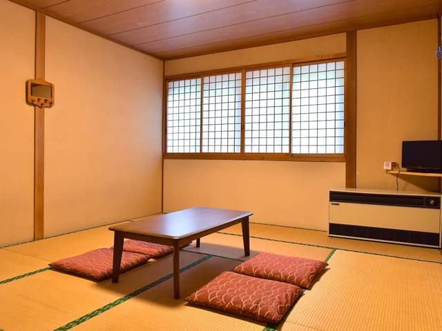 Tatami Room