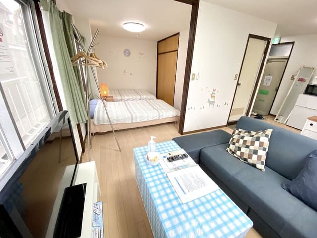 Apartment (301)