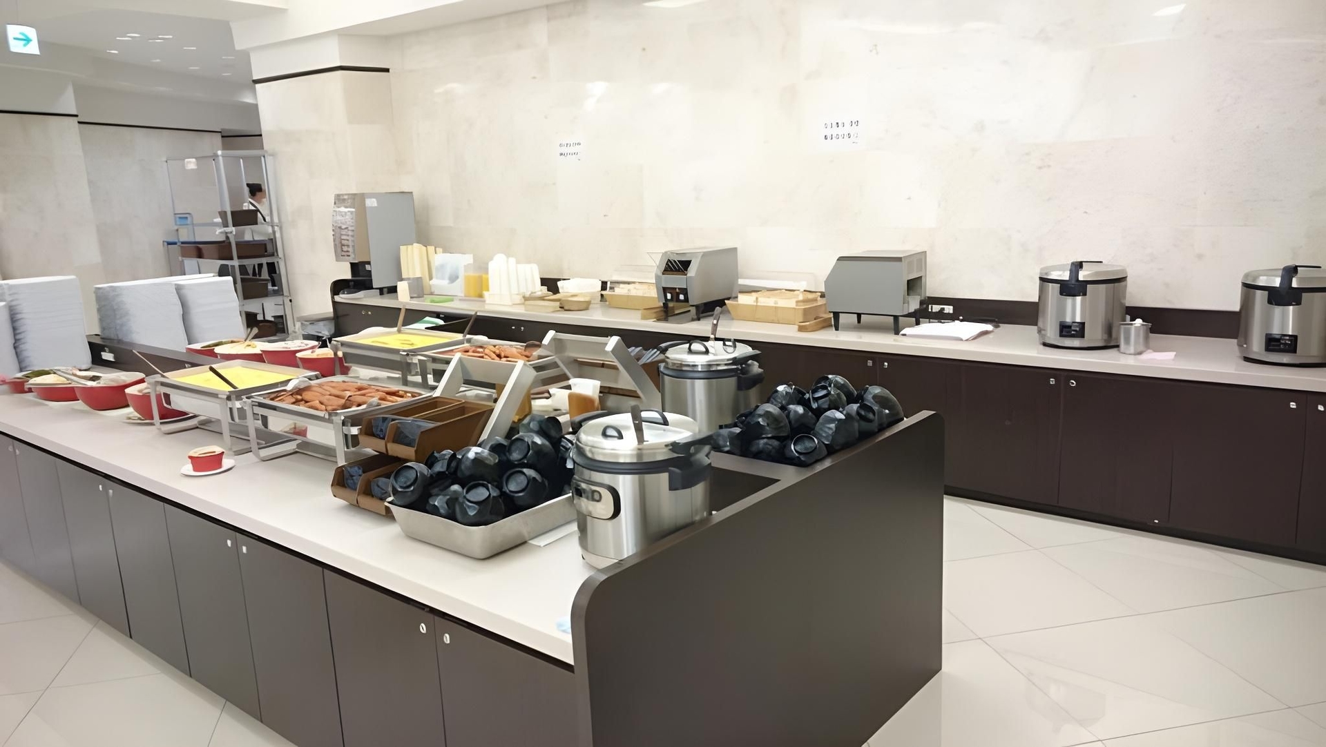 Toyoko Inn Narita Airport Honkan1