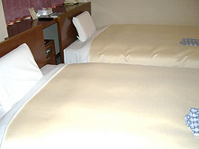 Twin Room - Smoking