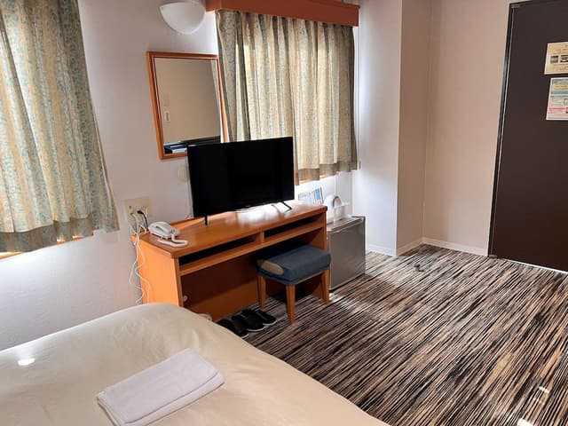 Basic Twin Room, Non Smoking