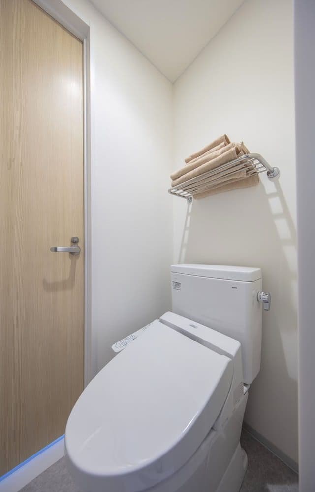 Basic Twin Room