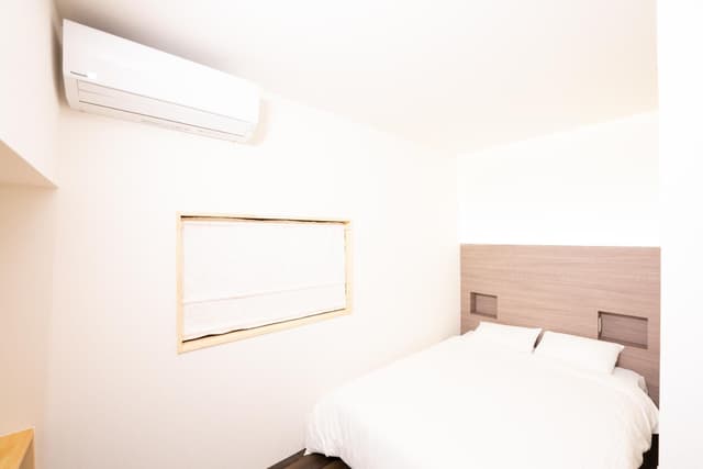 Budget Double Room with Private Bathroom