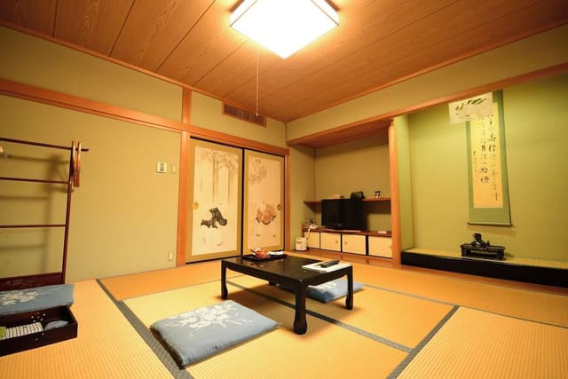 Comfort Triple Room