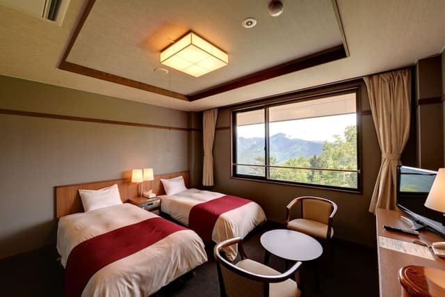 Superior Room, 2 Twin Beds, Private Bathroom, Mountain View