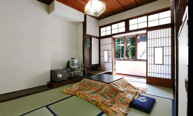 Toujibu Japanese Room