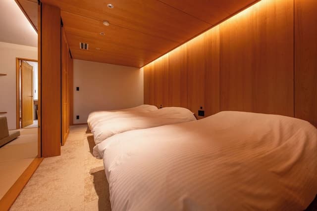 Japanese-Western style Two Bedroom with Private Bathroom Non Smoking