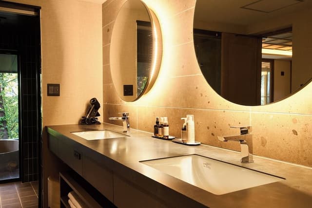 Japanese-Western style Two Bedroom with Private Bathroom Non Smoking
