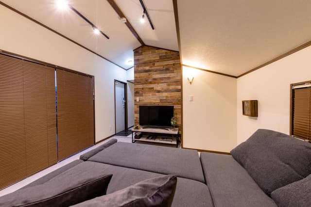 House, Non Smoking
