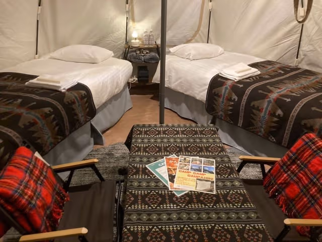 Premium Bell Tent1 3 Beds, Non smoking (Pet friendly)